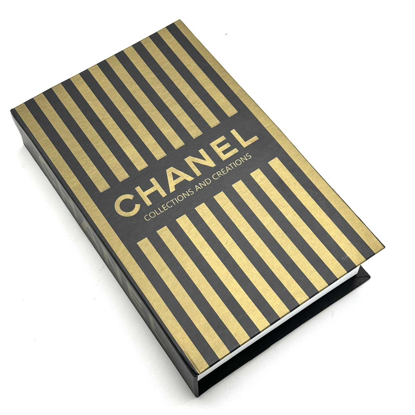 Decor CHANEL Book Style Box ART-N-2426